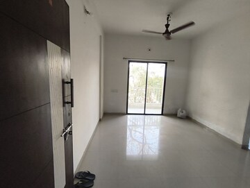 Room in 2 BHK Apartment at Raama Skyz, Sama Savli Road – for Rent