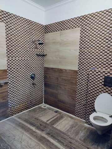 Bathroom in 3 BHK Builder Floor at RWA Apartments Sector 51, Sector 51 – for Rent