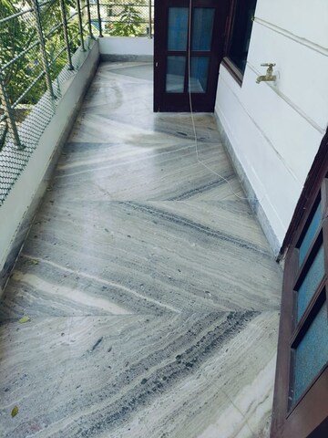 Balcony in 3 BHK Builder Floor at RWA Apartments Sector 51, Sector 51 – for Rent