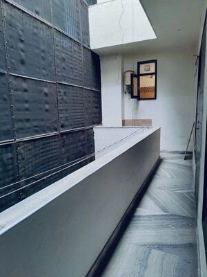 Balcony in 3 BHK Builder Floor at RWA Apartments Sector 51, Sector 51 – for Rent