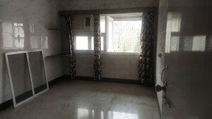 Room in 2 BHK Apartment at Gold Inn CHS, Santacruz East – for Rent