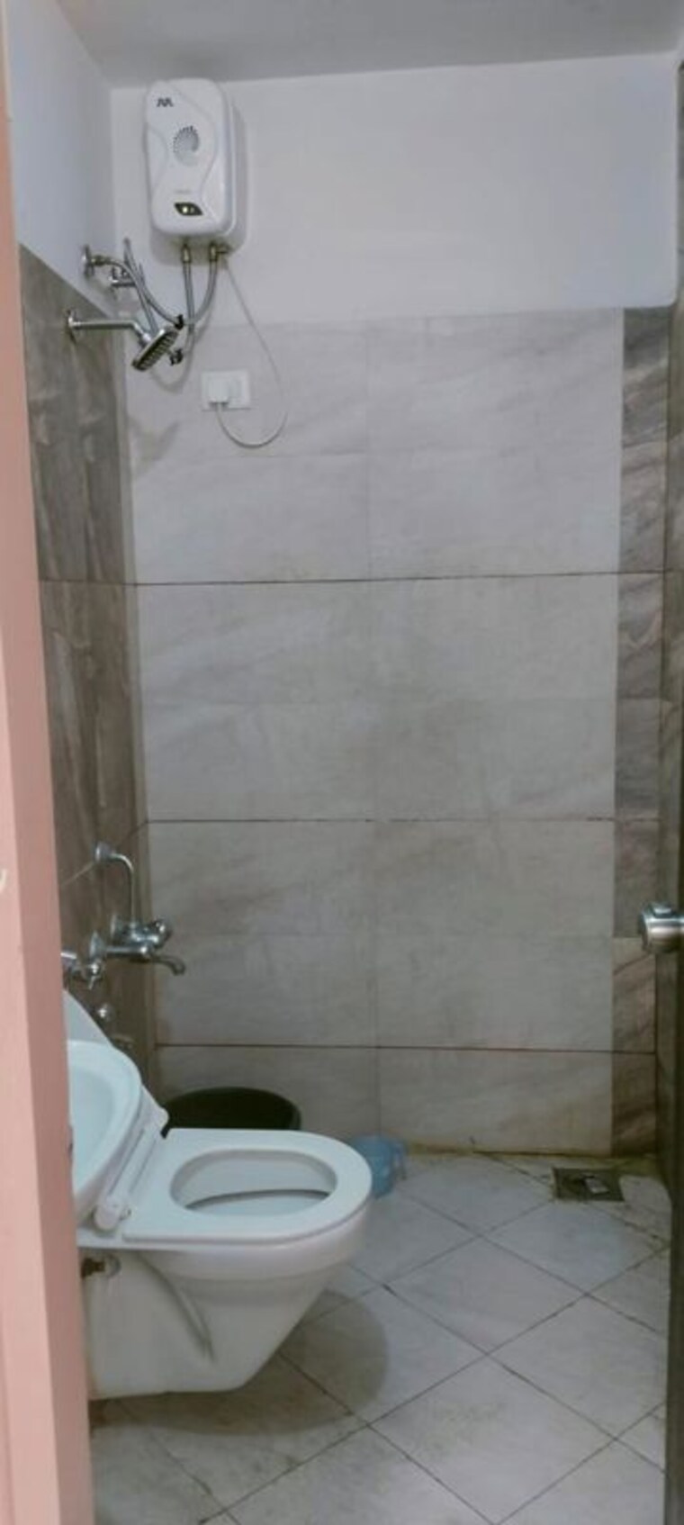 Bathroom, raama-skyz 3 Bedroom 1600 Sq.Ft. Penthouse In Sama Savli Road Vadodara 9925266