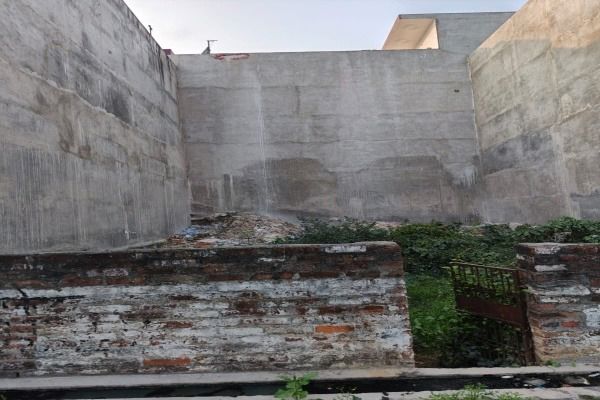 Plot For Sale in Gomti Nagar