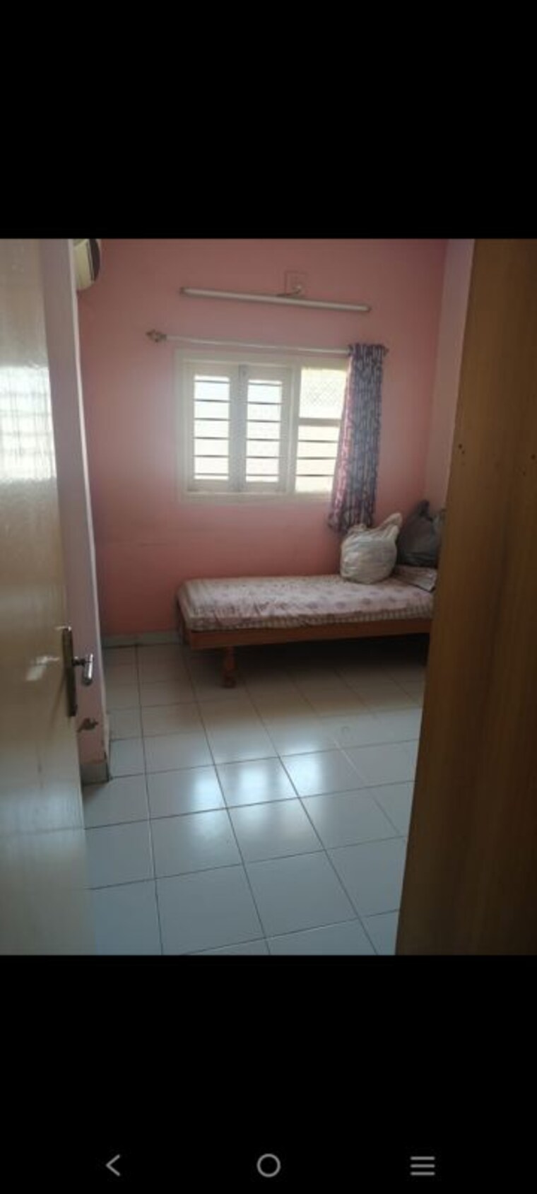Master Bedroom, shree-hema-apartments 3 Bedroom 2250 Sq.Ft. Apartment In Paldi Ahmedabad 9972401