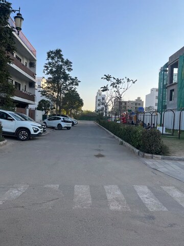  Plot – Exterior View View at Central Park Flower Valley, Sohna Sector 33 - for Sale