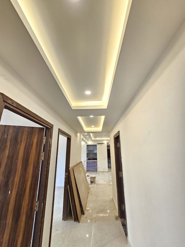 3.5 BHK + Servant Room Apartment For Rent in Rishita Mulberry Heights