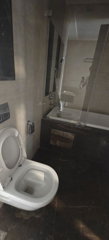 Bathroom in 3 BHK Apartment at Lokhandwala Minerva Mahalaxmi, Mahalaxmi – for Rent
