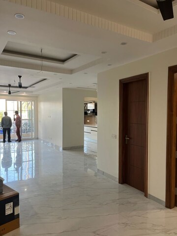 Room in 3 BHK Independent House at Central Park Flower Valley, Sohna Sector 33 – for Sale