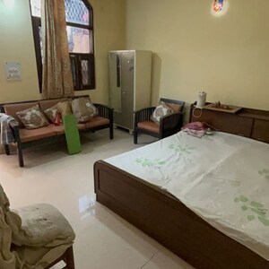Bedroom in 2 BHK Builder Floor at Kotla Mubarakpur – for Rent