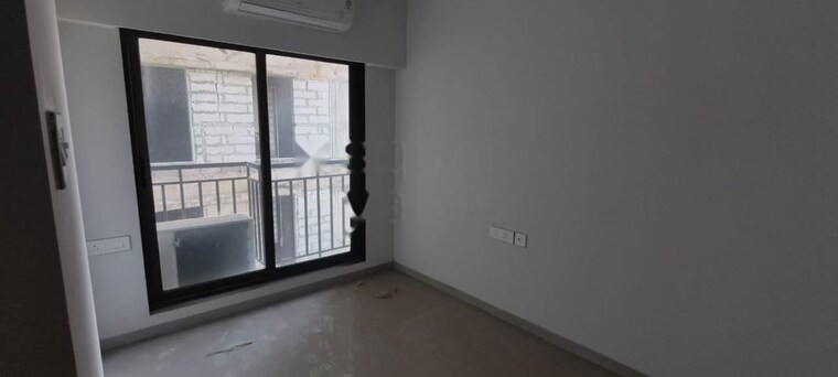 Room, roha-vatika 2 Bedroom 870 Sq.Ft. Apartment In Kurla East Mumbai 9972487