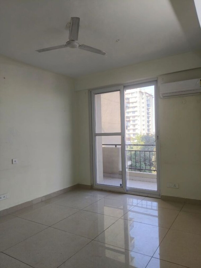 Room, maya-green-lotus-saksham 3 Bedroom 1950 Sq.Ft. Apartment In International Airport Road Zirakpur 9972520