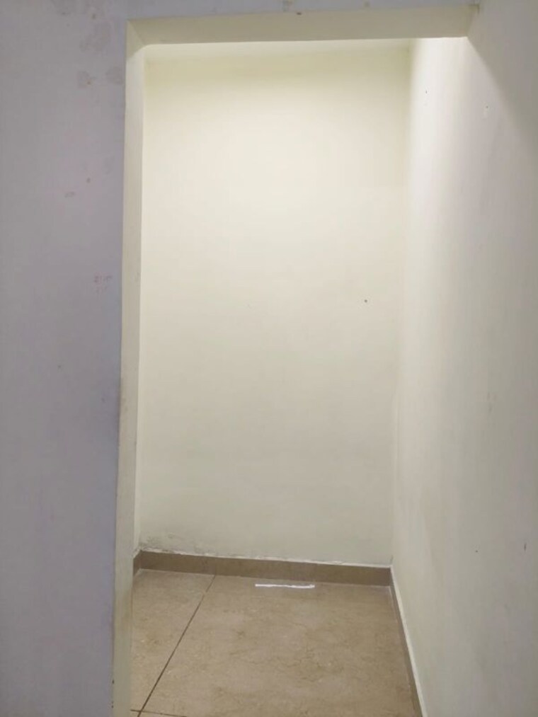 Room, maya-green-lotus-saksham 3 Bedroom 1950 Sq.Ft. Apartment In International Airport Road Zirakpur 9972520