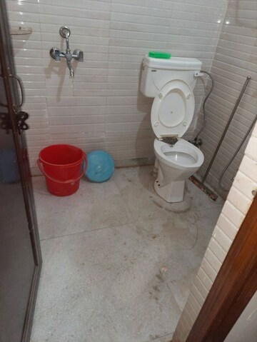 Bathroom in 3 BHK Builder Floor at Sector 38 – for Rent