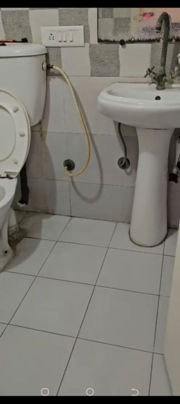 Bathroom, gaur-city-2-14th-avenue 2 Bedroom 990 Sq.Ft. Apartment In Sector 16c Greater Noida Greater Noida 9972503