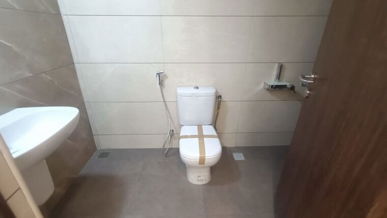 Bathroom, kumar-princetown 2 Bedroom 1096 Sq.Ft. Apartment In Undri Pune 9972453