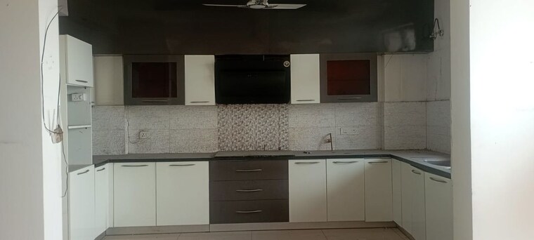 Kitchen, dhakoli 5 Bedroom 2633 Sq.Ft. Apartment In Dhakoli Zirakpur 9972567