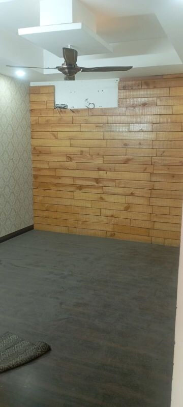 Room in 5 BHK Apartment at Dhakoli – for Sale