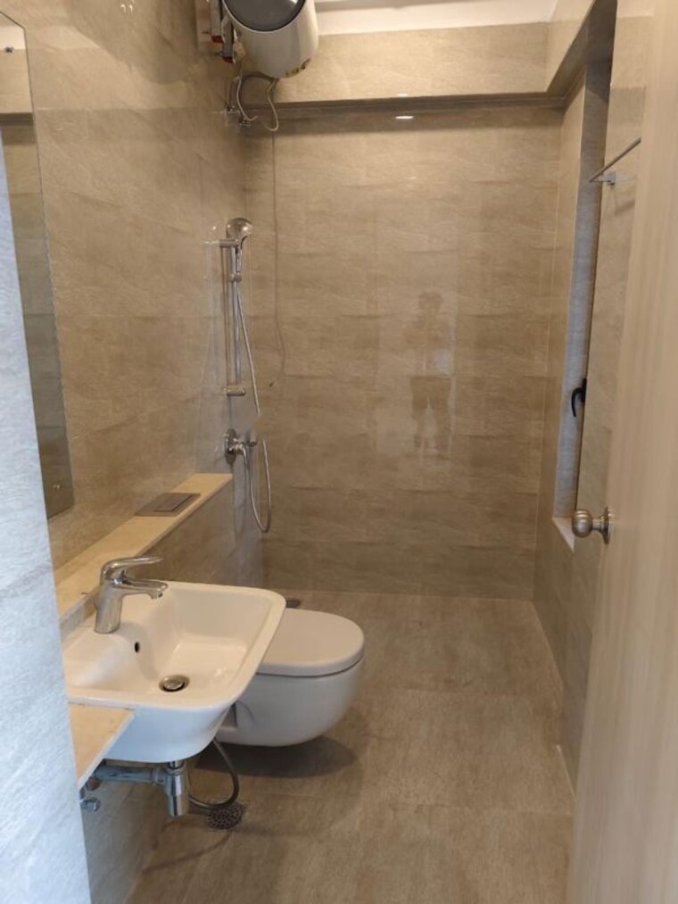 Bathroom, adani-ten-bkc 2 Bedroom 1057 Sq.Ft. Apartment In Bandra East Mumbai 9972575