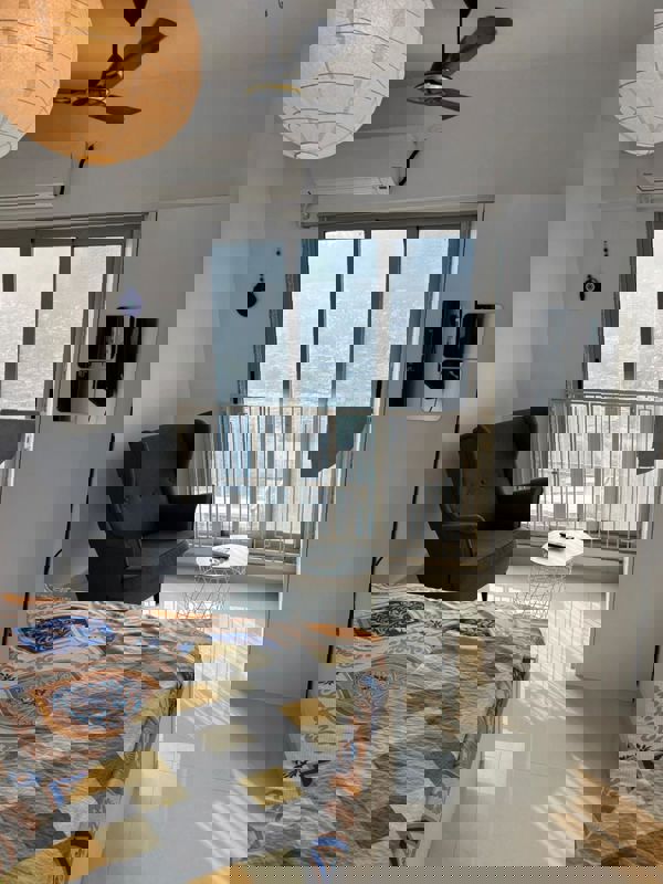 Studio  270 Sq.Ft. Apartment in Mayfair The View