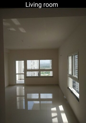 Room in 3 BHK Apartment at Godrej Infinity, Keshav Nagar – for Sale