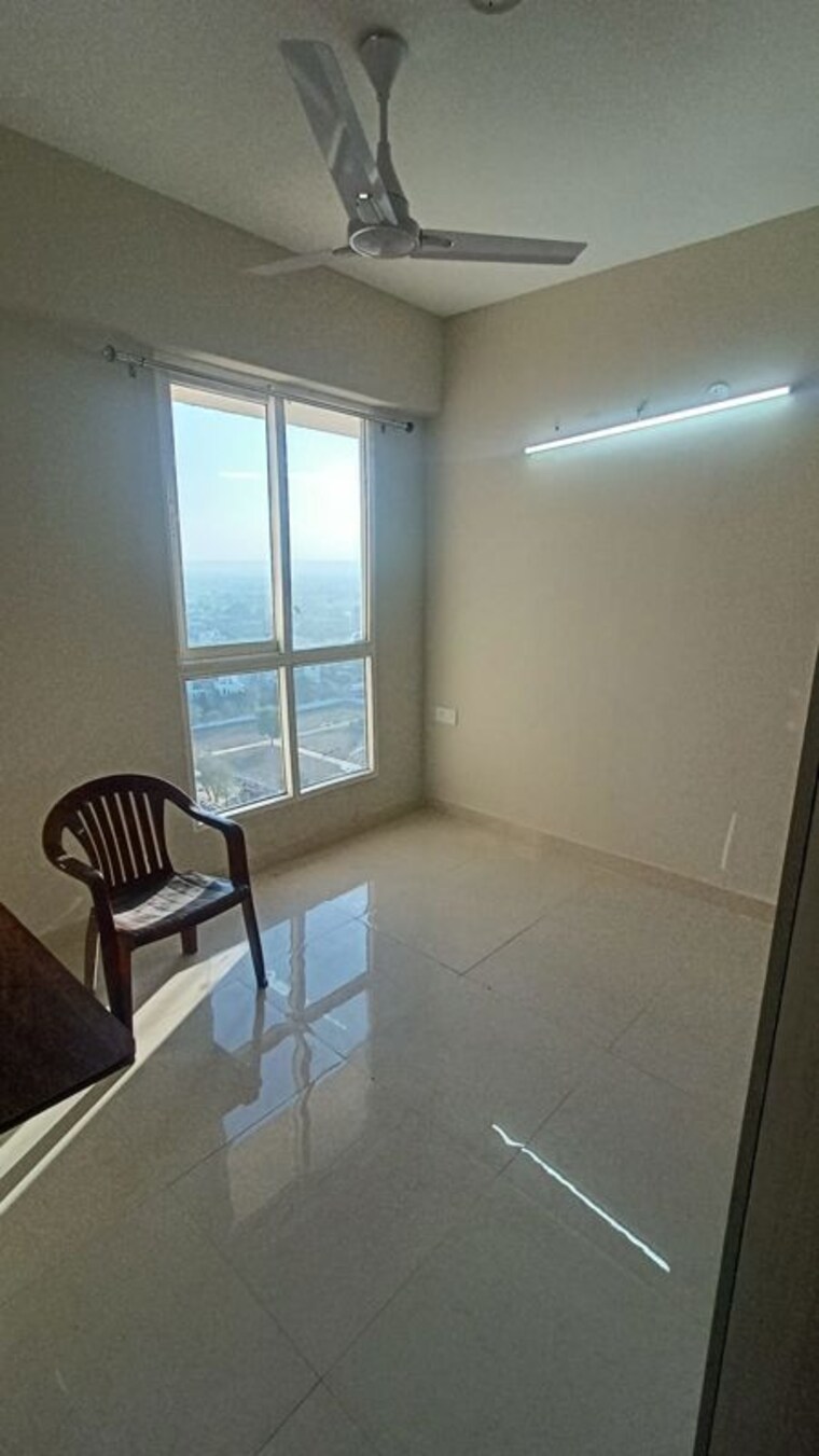 Room, signature-global-prime 2 Bedroom 573 Sq.Ft. Apartment In Sector 63a Gurgaon 9972620