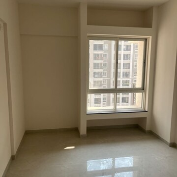 Room in 3 BHK Apartment at Nyati Era, Madhav Nagar – for Rent