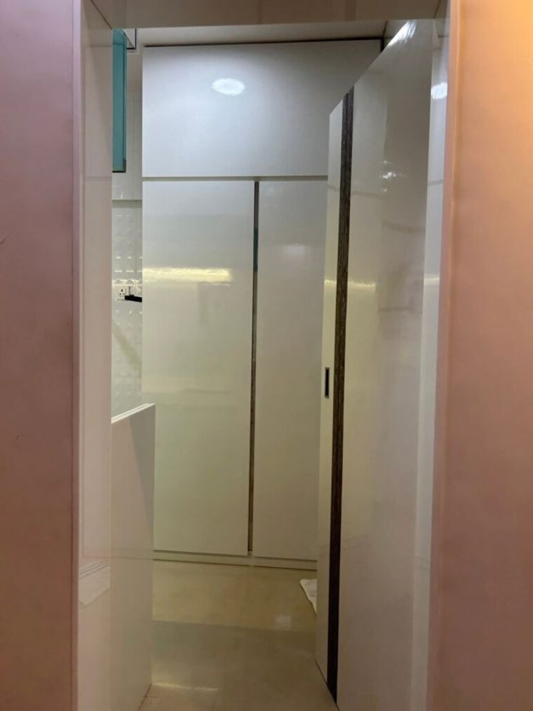 Bathroom, raj-tarang 1 RK 350 Sq.Ft. Apartment In Dahisar East Mumbai 9972654