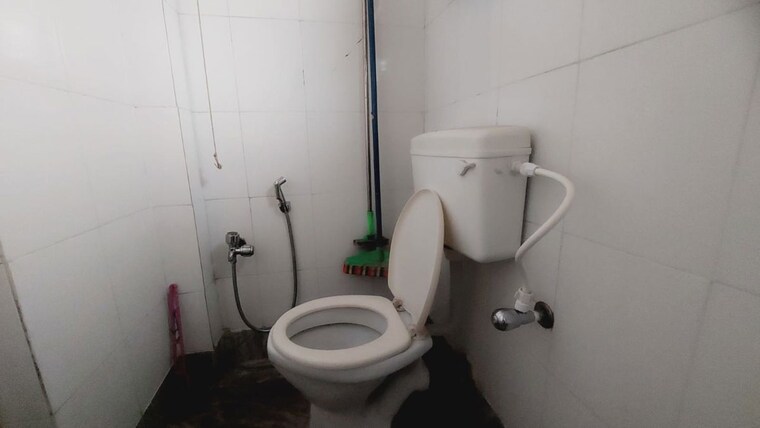 Bathroom, sodepur 3 Bedroom 970 Sq.Ft. Apartment In Sodepur Kolkata 9972684