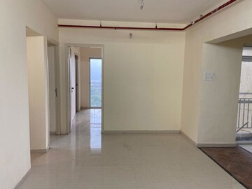 Room in 2 BHK Apartment at Bharat Ecovistas, Shilphata – for Rent