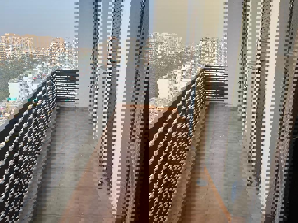 3 BHK + Pooja Room 1650 Sq.Ft. Apartment in MP Metro Towers