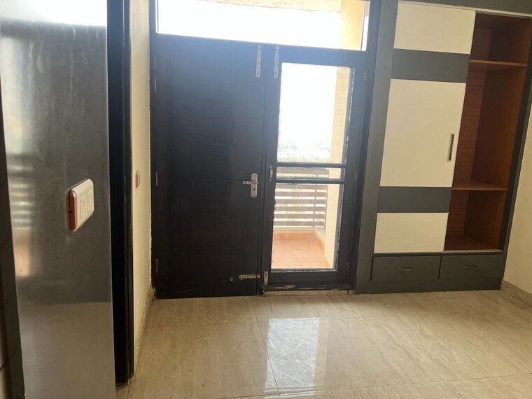 Room, mp-metro-towers 3 Bedroom 1650 Sq.Ft. Apartment In Dhakoli Zirakpur 9972690