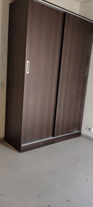 Building Lobby in 2 BHK Apartment at BPTP Park Grandeura, Sector 82 – for Sale