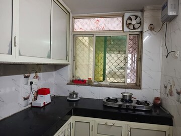 Kitchen in 1 BHK Builder Floor at Ardee City, Sector 52 – for Rent