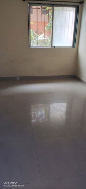 Room in 1 BHK Apartment at Tingre Nagar – for Rent