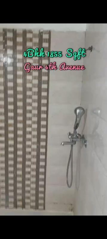 4 BHK 1855 Sq.Ft. Apartment in Gaur City 4th Avenue