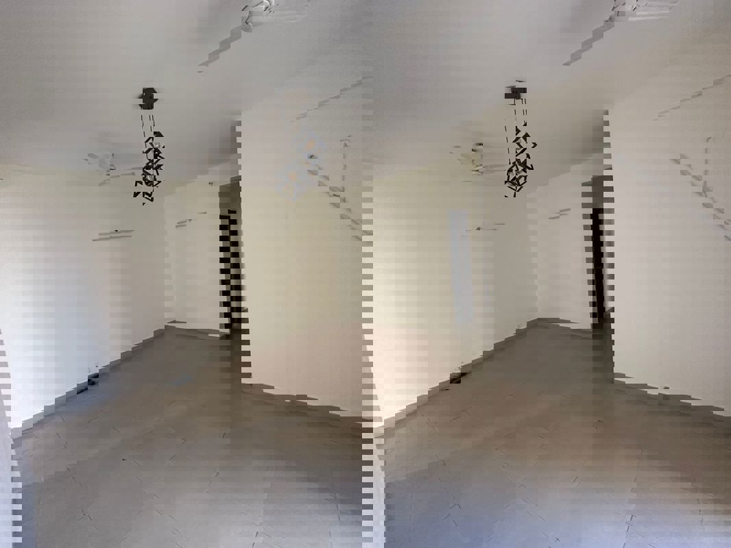 3 BHK 300 Sq.Ft. Builder Floor in Ansal Sushant Residency