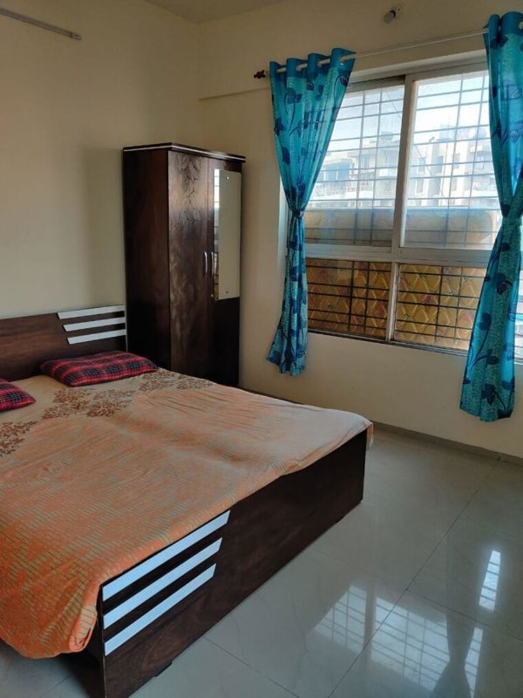 Master Bedroom, malpani-the-crest 3 Bedroom 1250 Sq.Ft. Apartment In Pimple Saudagar Pune 9972799