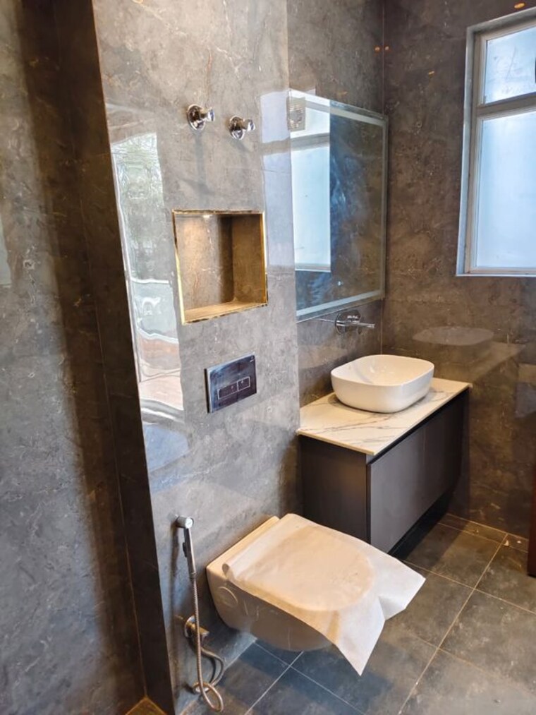 Bathroom, asf-towers Studio 556 Sq.Ft. Apartment In Udyog Vihar Phase 4 Gurgaon 9972812