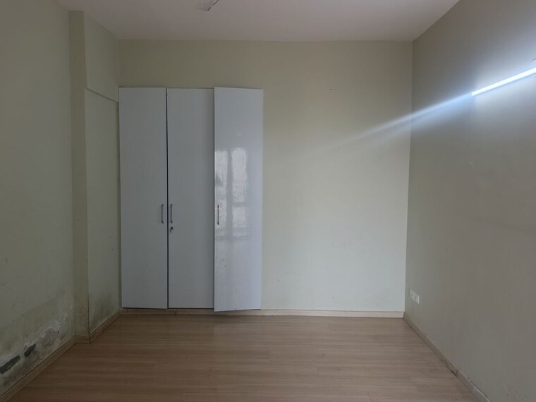 Room, moti nagar 3 Bedroom 1568 Sq.Ft. Apartment In Moti Nagar Delhi 9972808