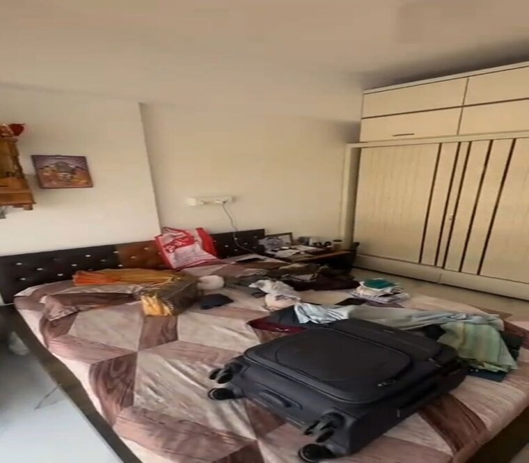 Bedroom, matunga east 2 Bedroom 850 Sq.Ft. Apartment In Matunga East Mumbai 9972827