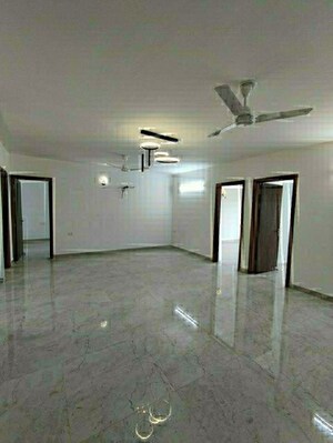 3.5 BHK Apartment For Rent in VVIP Mangal, Raj Nagar Extension