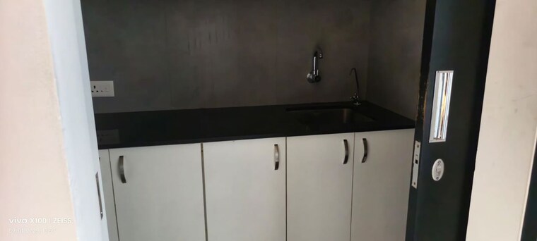 undefined, rustomjee-central-park Commercial Office Space 608 Sq.Ft. In Andheri East Mumbai 9130027