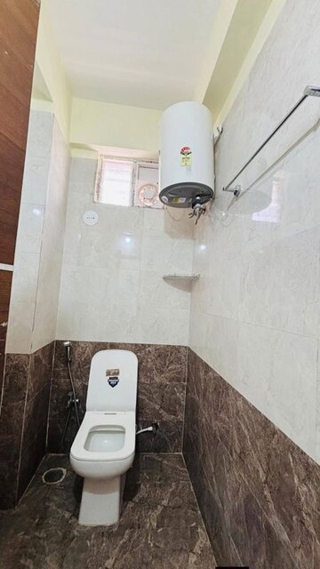 Bathroom in 3 BHK Apartment at Banjara Hills – for Rent