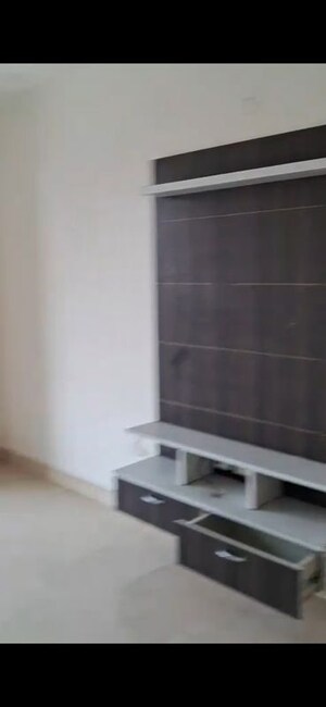 Furnished Amenities in 3 BHK Builder Floor at Builder Floor, Sector 28 – for Rent