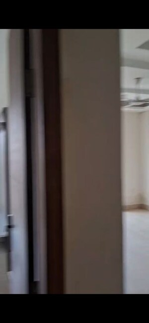 Building Lobby in 3 BHK Builder Floor at Builder Floor, Sector 28 – for Rent