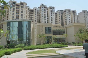 2 BHK Apartment For Sale in Amrapali Princely Estate, Sector 76