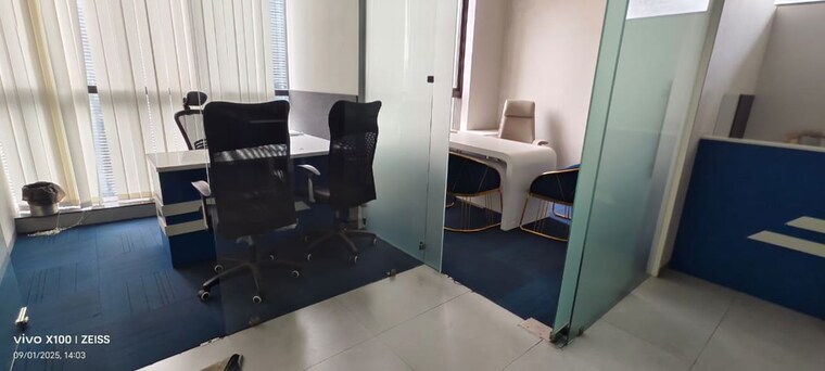 Team Area, rustomjee-central-park Commercial Office Space 1600 Sq.Ft. In Andheri East Mumbai 9134388