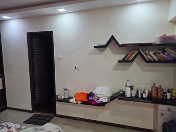 Master Bedroom in 1 BHK Apartment at Manavsthal Heights, Andheri East – for Rent