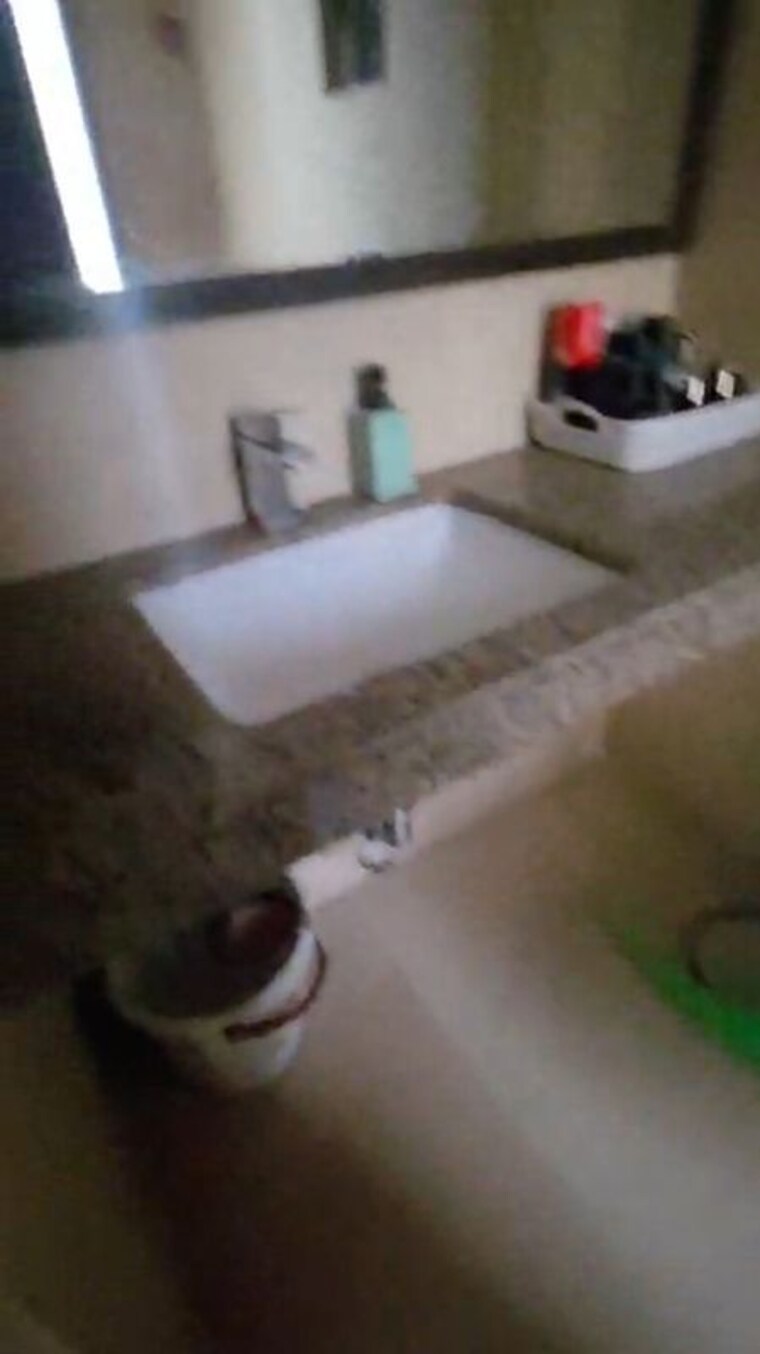 Attached Bathroom, lodha-luxuria 2 Bedroom 1044 Sq.Ft. Apartment In Majiwada Thane 9972942