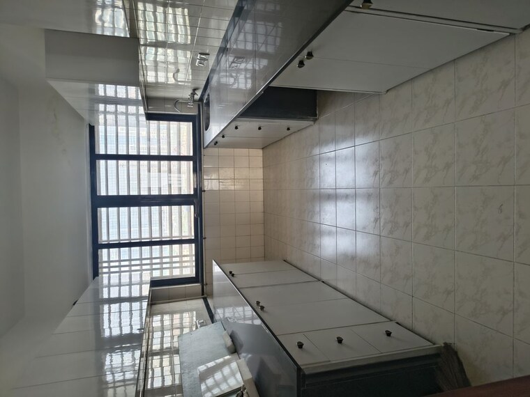 Kitchen, sterling-seaface 3 Bedroom 2150 Sq.Ft. Apartment In Worli Mumbai 9972947